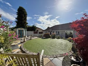 Photo 8- click for photo gallery